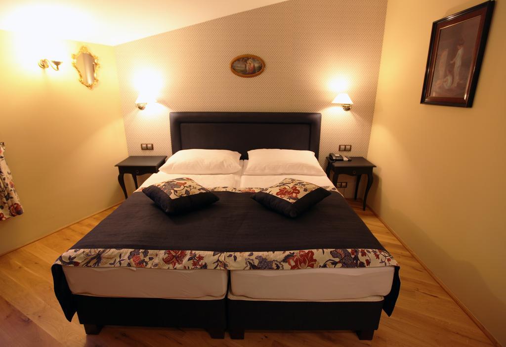 Boutique Hotel Pri Mlyne Лозорно Номер фото