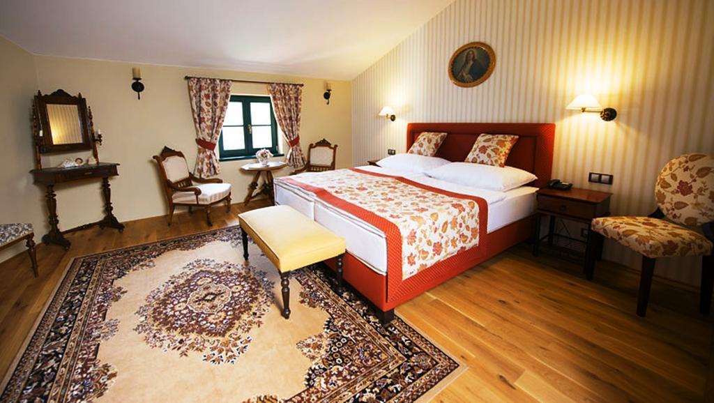 Boutique Hotel Pri Mlyne Лозорно Номер фото