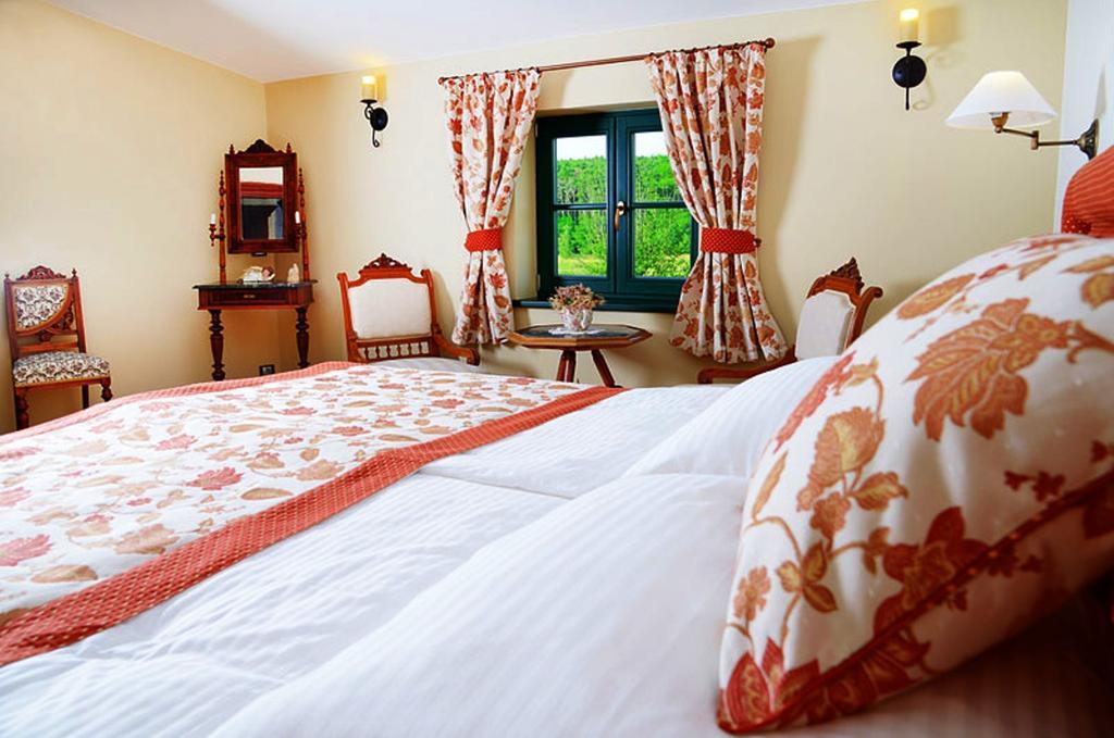Boutique Hotel Pri Mlyne Лозорно Номер фото