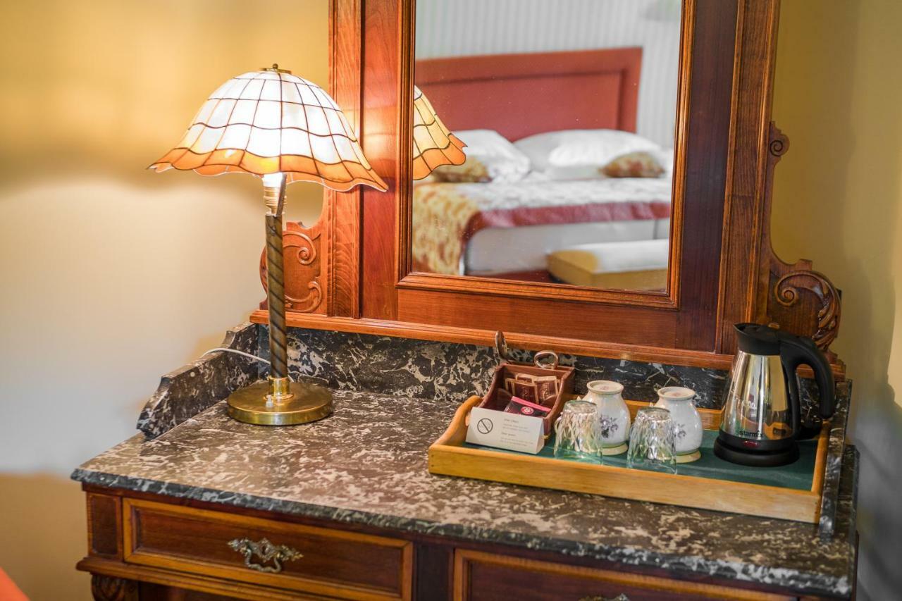 Boutique Hotel Pri Mlyne Лозорно Экстерьер фото